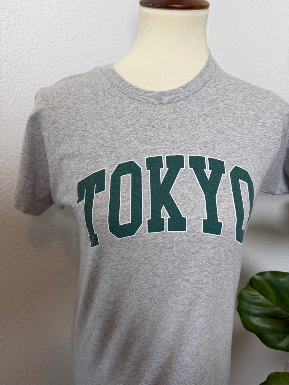 Brandy Melville Tokyo Grey Graphic Tee - Picture 2 of 6